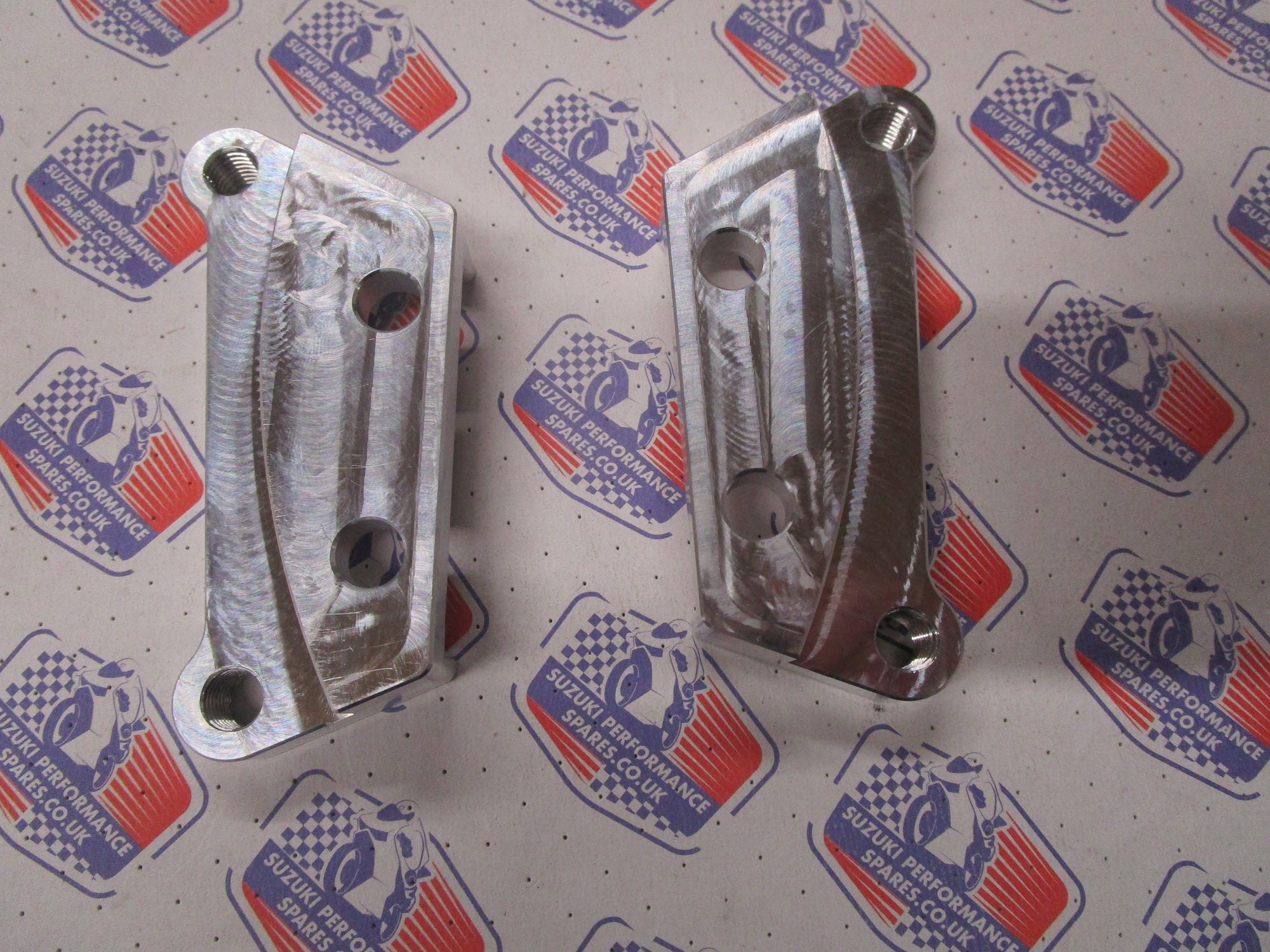 GSXR600/750 SRAD Brembo Caliper Adaptors