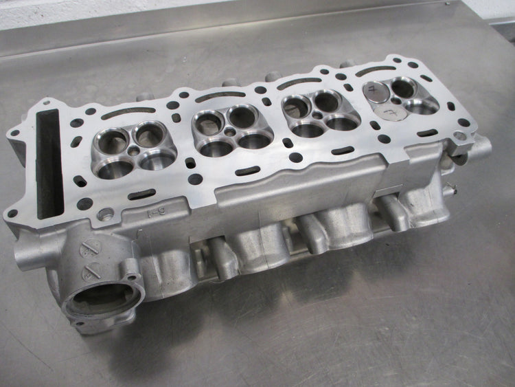 Cylinder head and Engine Preparation for Race and Road !
