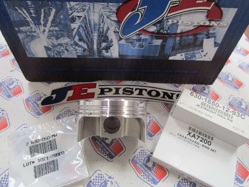 取寄せ JE PISTONS PISTN KT ZX7R 96-03 74MM 149299 #DRAG #09105765
