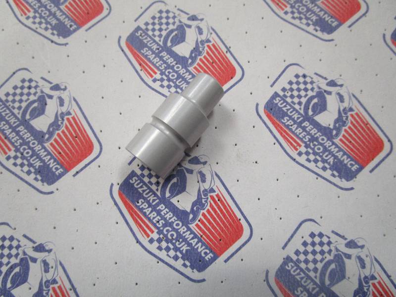 Suzuki GSX1100 81-83 Oil Cooler Adaptor Bung - Earl's Oil cooler Block Off bung