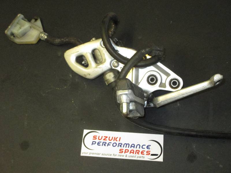 Suzuki 1300 Hyabusa RH Foot Rest Assembly + Rear Master Cylinder