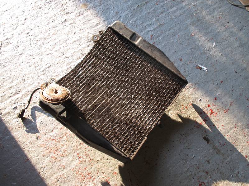 Ws Racing G4 Universal Radiator Suzuki GSXR750 W 92 to 95 Radiator - GSXR750 wn to ws radiator – Suzuki ...