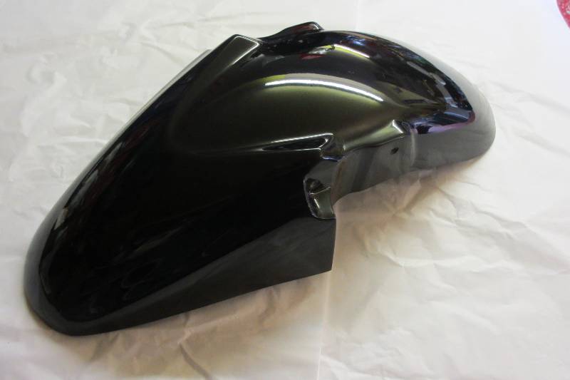 Suzuki GSF1200 Bandit 2001 on Front Mudguard - Gloss Black