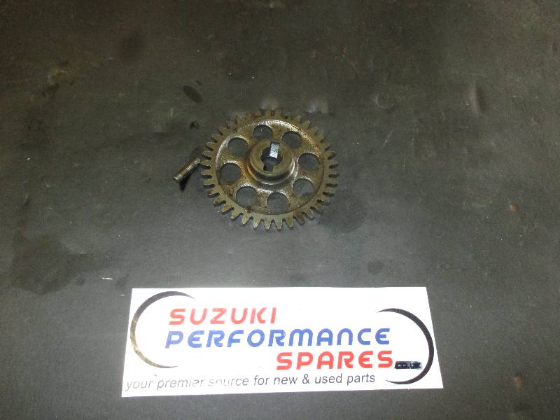 Suzuki GSXR750 90 91 Oil Pump Gear - GSXR750m Oil Pump Gear
