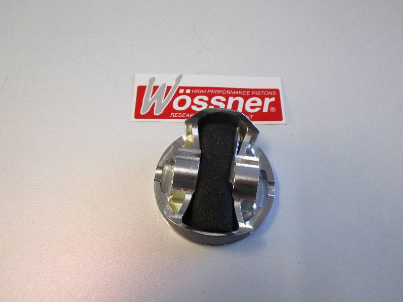Suzuki GSXR1300 Gen2 Hayabusa 07-16 - 81mm Wossner 13.5:1 Pistons