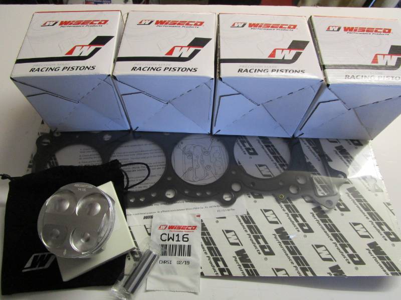 Suzuki GSXR750 Srad 96-99 Wiseco Pistons - Hi Compression Race. Std Bore