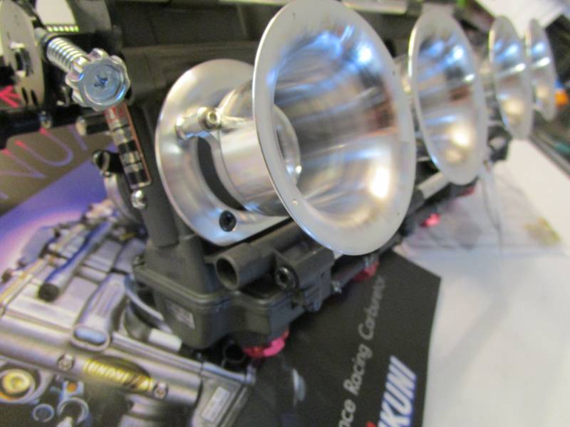 Yoshimura TMR40 MJN Carbs GSF1200 - Dual Stack 40mm TMR40 MJN Kit