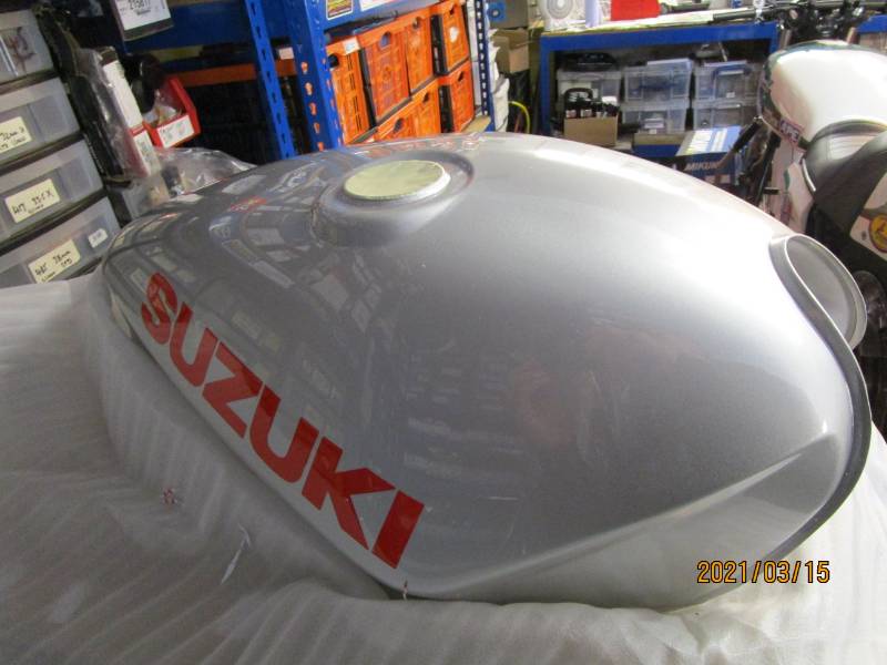 Suzuki GSX1100S Katana Fuel Tank - 44100-49391-YD8