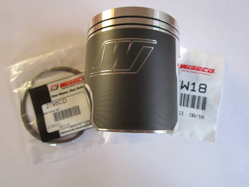 Suzuki GT500 T500 Wiseco 72mm Pistons - 2 Piston Kit Complete. LH and RH