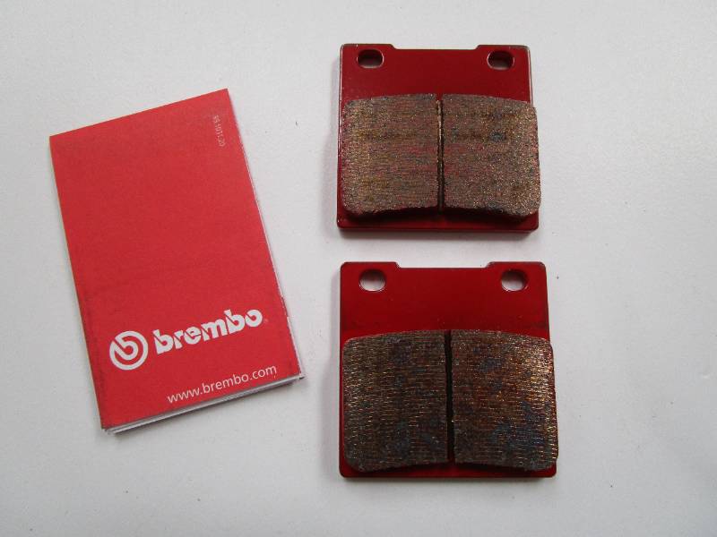 Suzuki GSF600 96-04  Brembo Sintered Pads - Brembo SA Road Pads 07KS05SP Rear