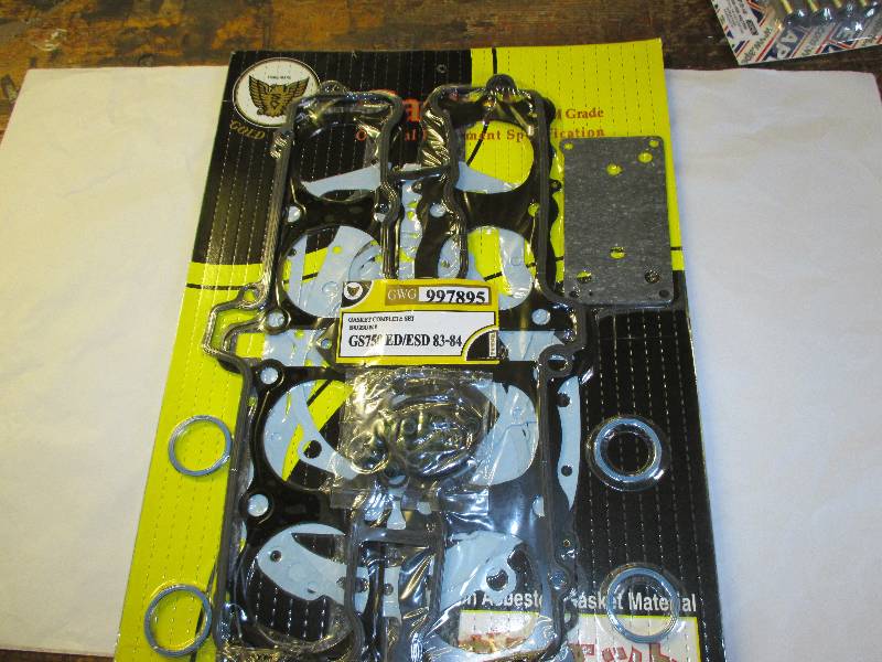 Suzuki GSX750 ES ESD Comp Gasket Set. -