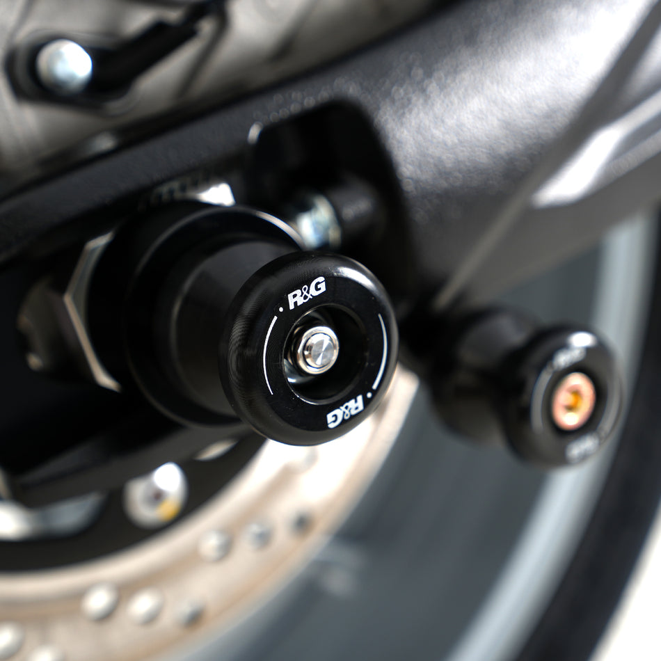 R&G Spindle Sliders for the Suzuki GSX-8S '23-  Suzuki GSX-8R '24-